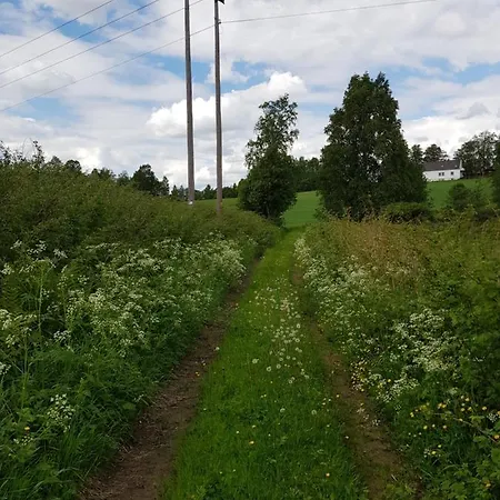 Pilegrimsherberge Innomhaug Bed & Breakfast