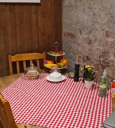 Pilegrimsherberge Innomhaug Bed & Breakfast *